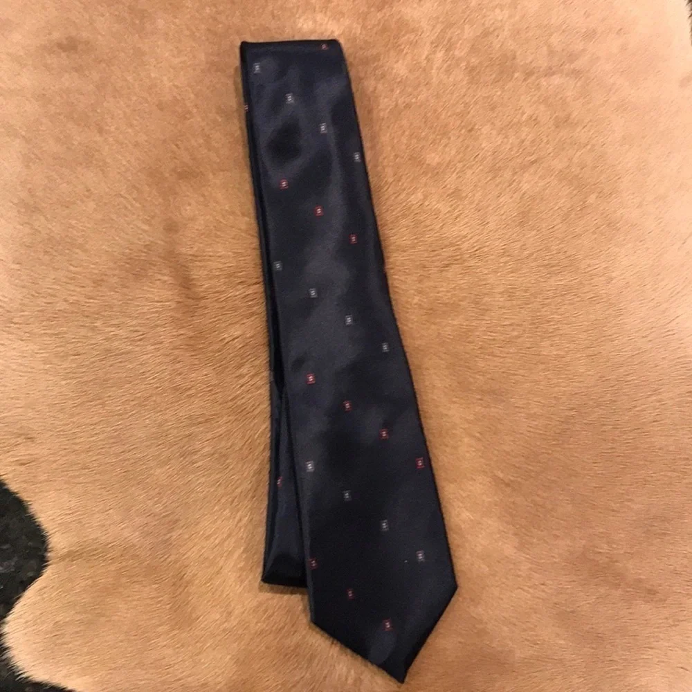 Vintage Oscar De La Renta Navy Tie
